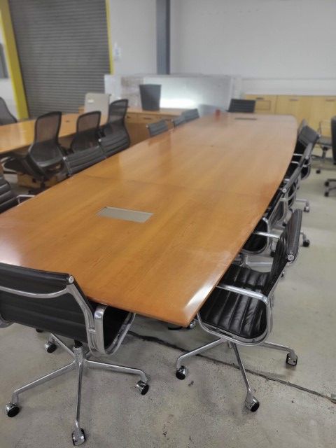 T12257 - Neinkamper Conference Table