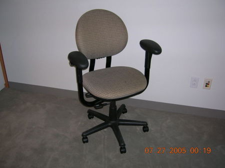 C383 - Steelcase Criterion Task Chairs