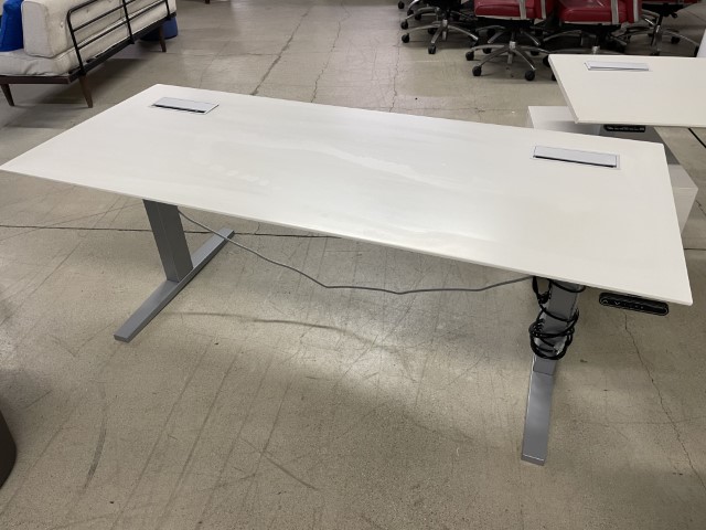 D12206 - Teknion Sit-Stand Desk