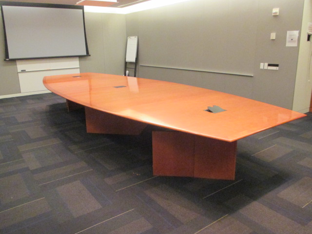 T9551 - 19' Conference Table