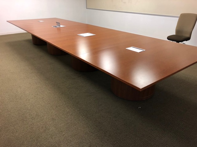 T12106 - Knoll Reff Conference Table