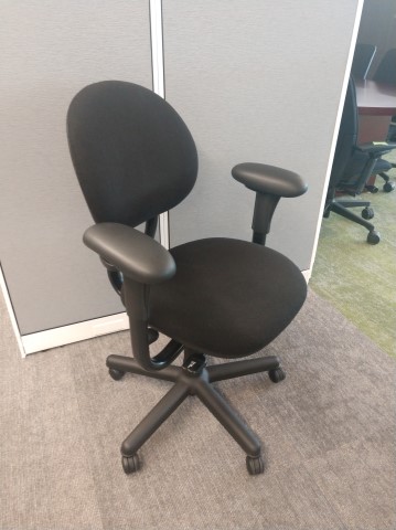 C61532 - Steelcase Criterion Office Chairs