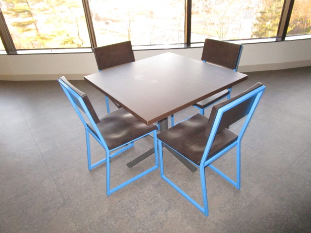 T12239 - 36" Square Cafe Tables