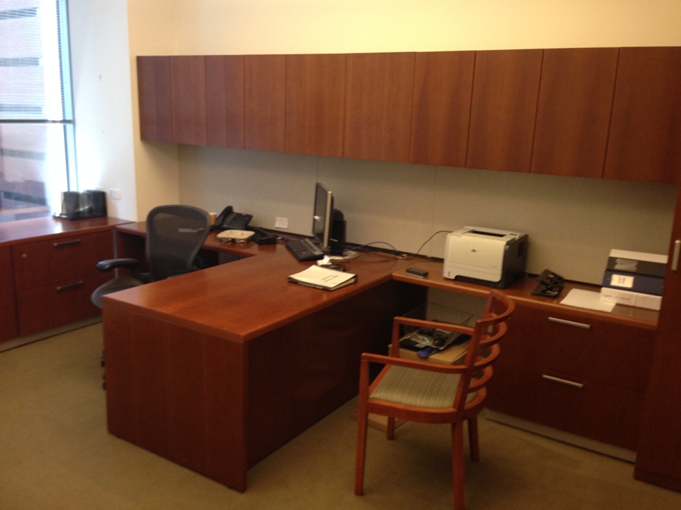 D6053C - Steelcase Executive Desk Sets