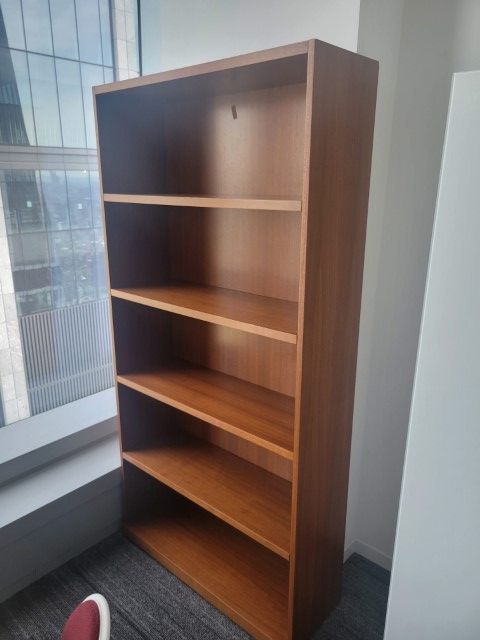 F6349 - 5 Shelf Wood Bookcase