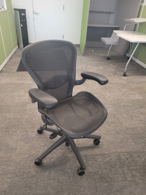 C61775 - Herman Miller Aeron Chairs