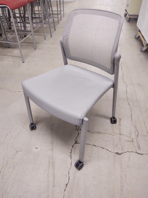 C61755 - Mobile Side Seating