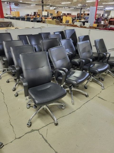 C61650 - Krug Executive Conference Chairs