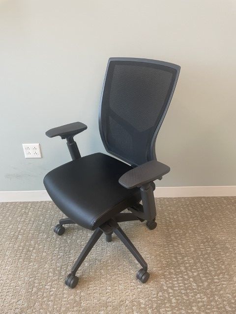 C61777 - Sit-on-it Task Chairs