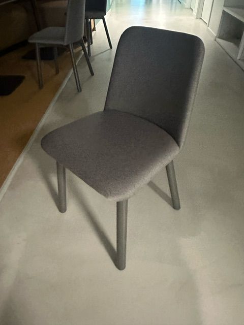 C61840 - Blue Dot Side Chairs