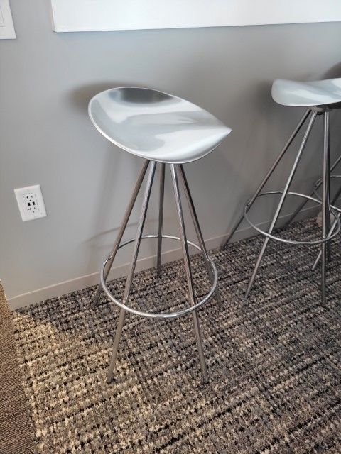 CD6196 - Knoll Jamaica Stools by Pepe Cortes