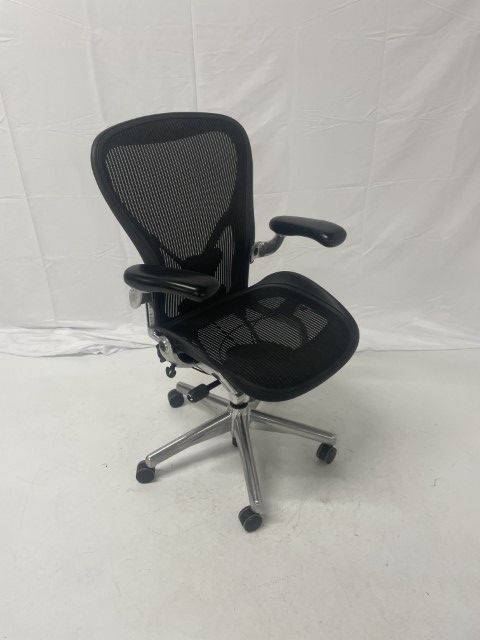 C61813 - Aeron Chairs by Herman Miller