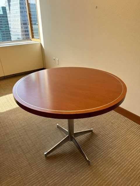 T12277 - 36" Cherry Round Table