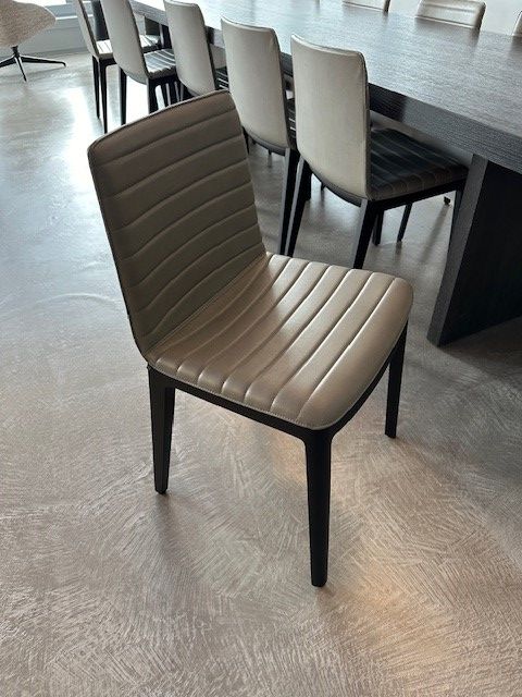 C61864 - Andreu World Flex High Back Chairs