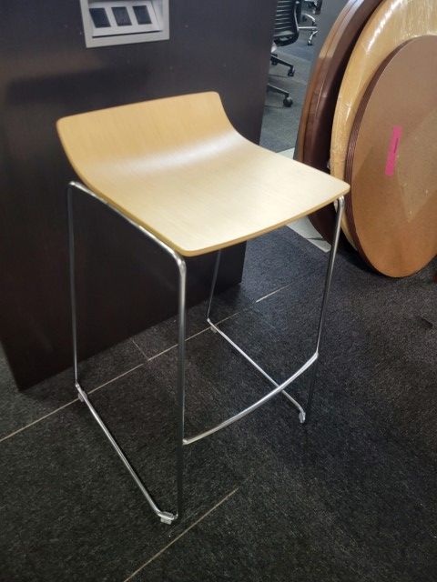 CD6069 - Hon Wood Stools