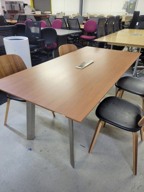 T12264 - Maple Meeting Table