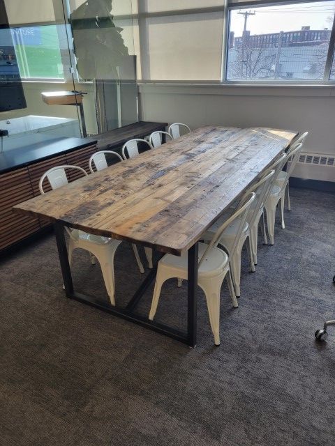 T12245 - Rustic Farm Table