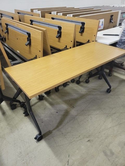 TT12036 - Hon Training Tables