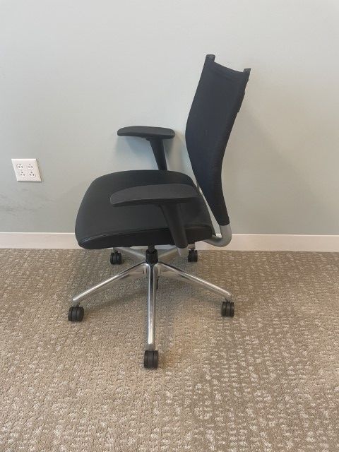C61776 - Sit-on-it Task Chairs