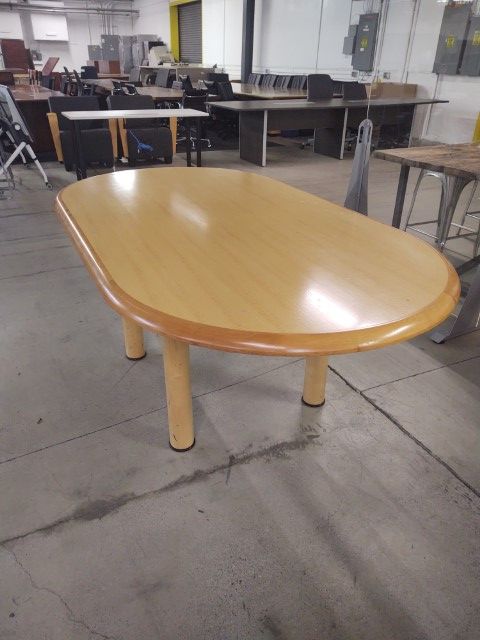T12292 - Geiger Meeting Table