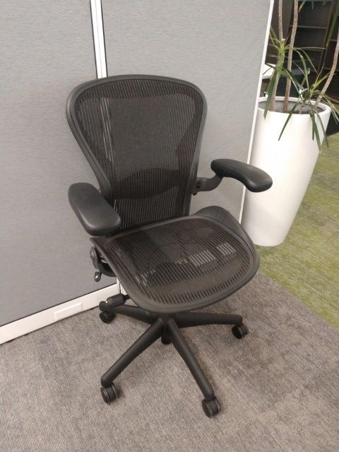 C61916 - Herman Miller Aeron Chairs
