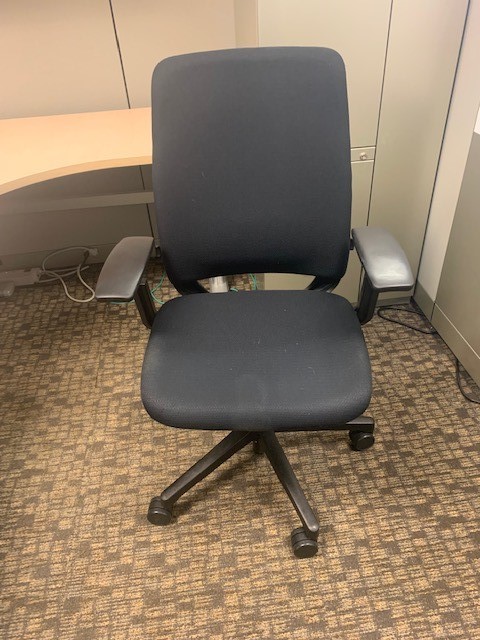 C61682 - Steelcase Amia Chairs