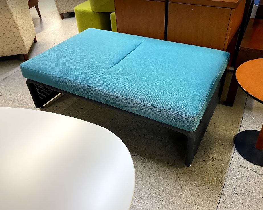 R6222 - Steelcase Coalesse Ottoman