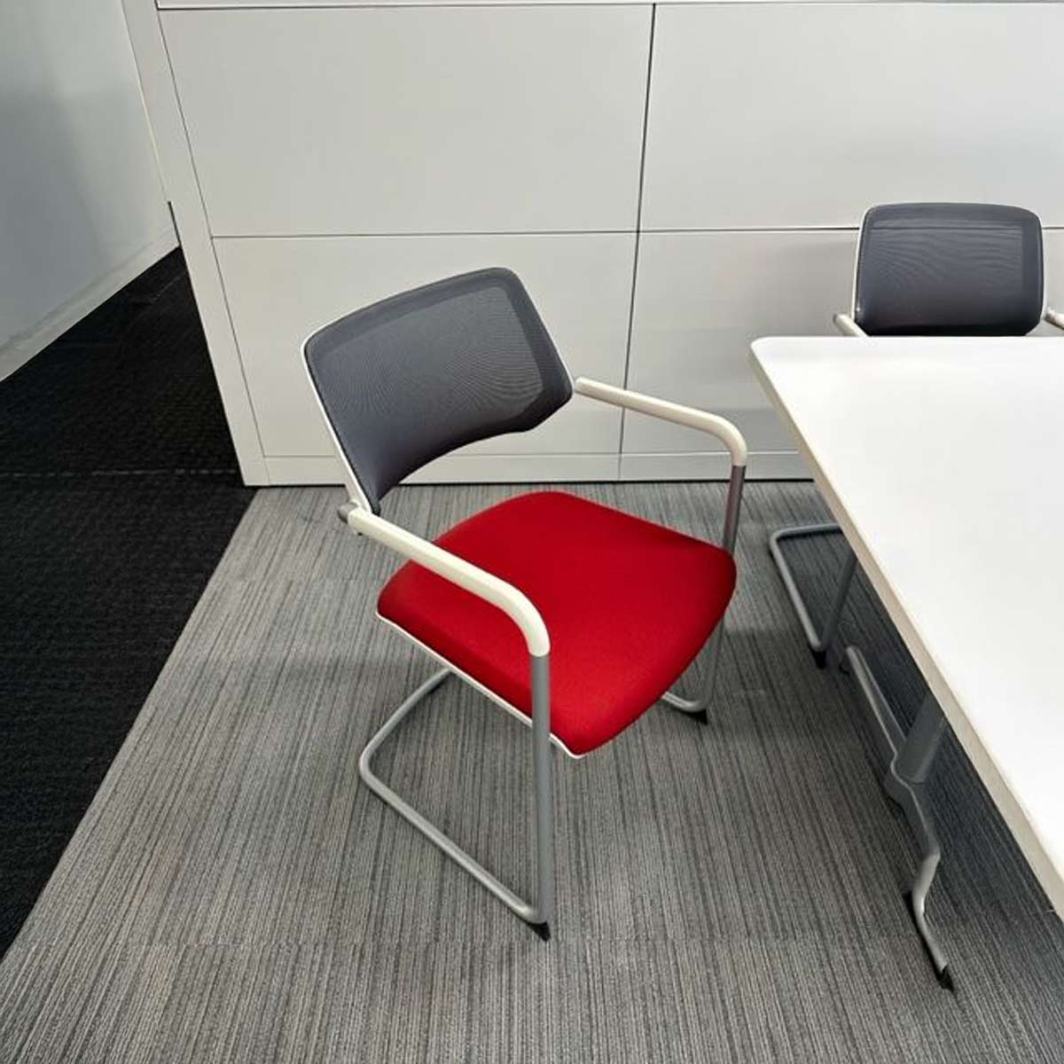 C61821 - Discounted Steelcase QiVi Chairs