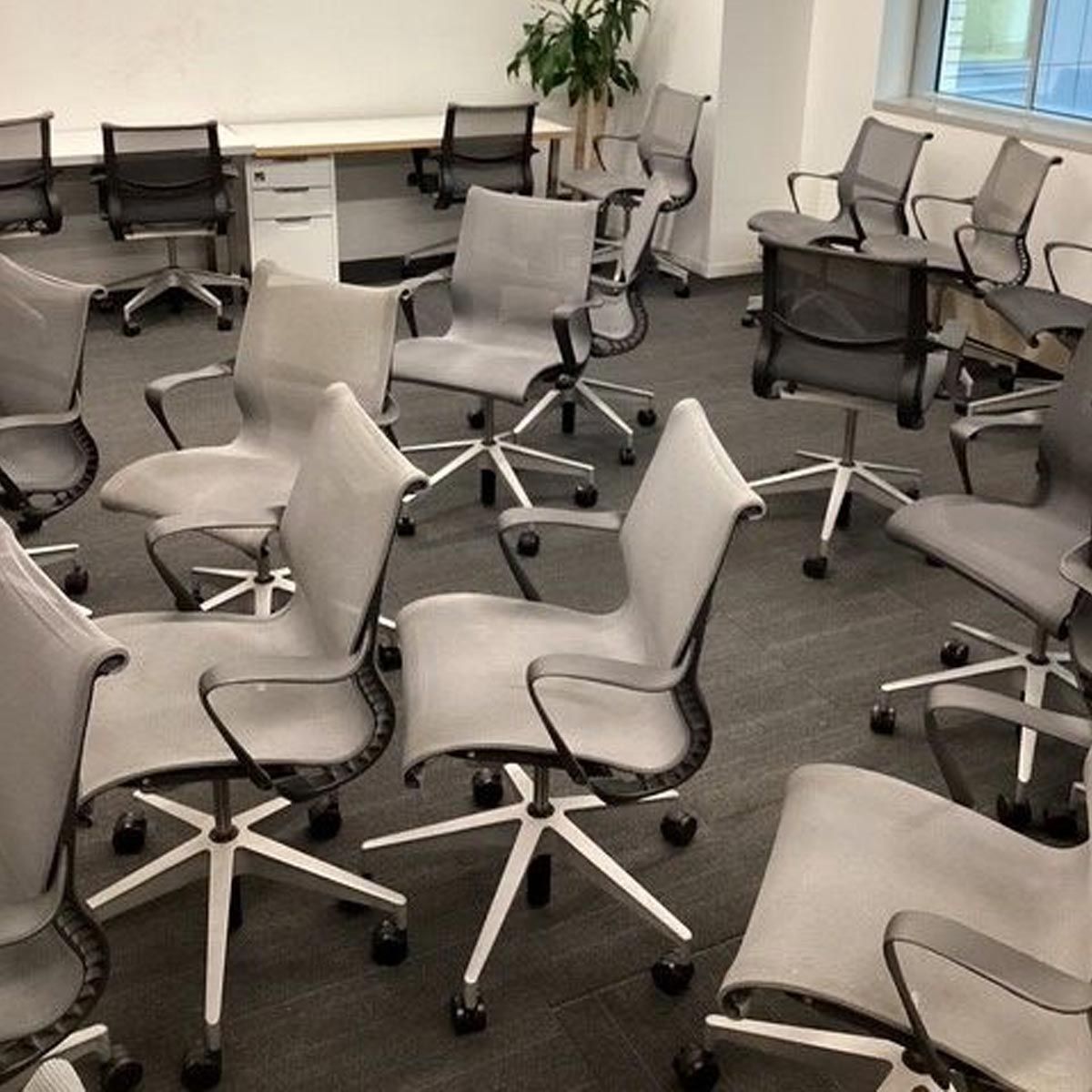 C61937 - Herman Miller Setu Chairs