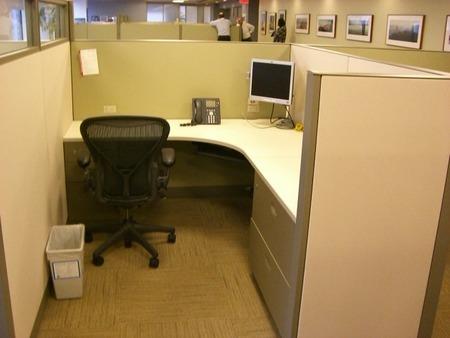 Steelcase Answers Workstations