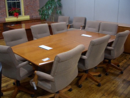 8 ft video conference table