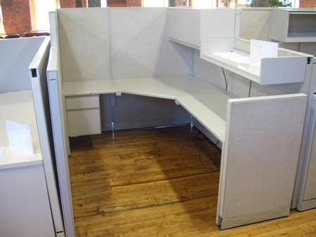 W1245 - Steelcase 9000 Workstations
