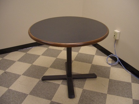 T1338 - 42" Round Table