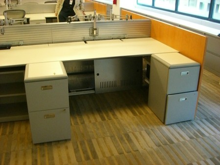 Used Trader's Desks