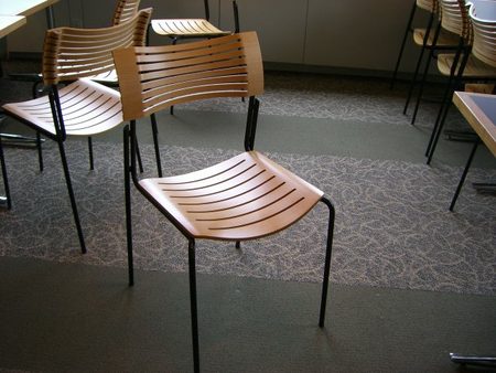 T1130 - Knoll Fritz Hansen Cafe Seating