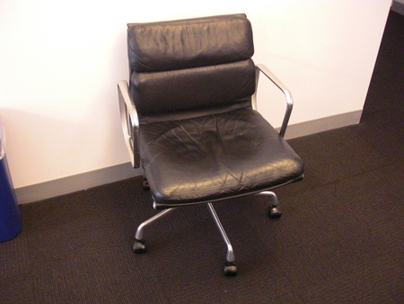 C3007 - Herman Miller Eames Chairs