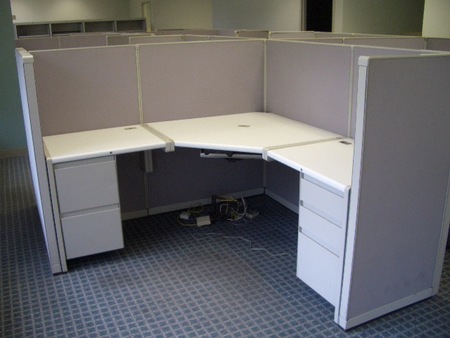 W3975 - Steelcase 9000 Workstations