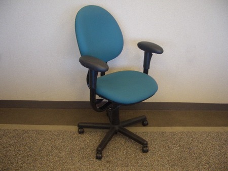 C1076 - Steelcase Criterion Office Chairs