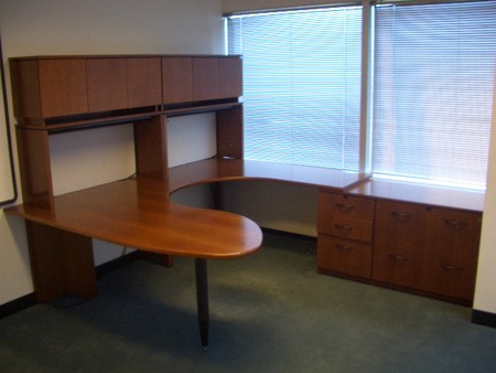 D1088 - Steelcase U-Shape Desk Sets