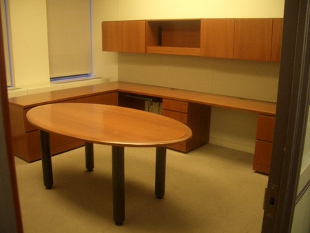 D922 - Knoll Reff Private Desk Sets