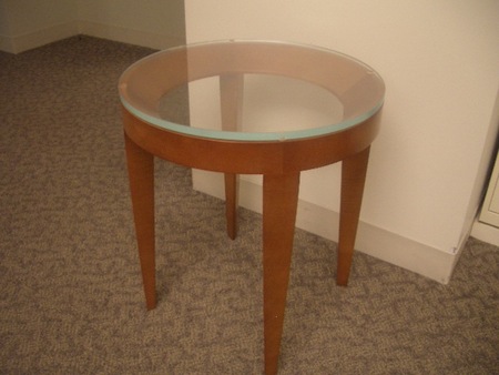 R1325 - Round Glass End Table
