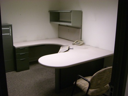 D1367 - Steelcase Desk Sets