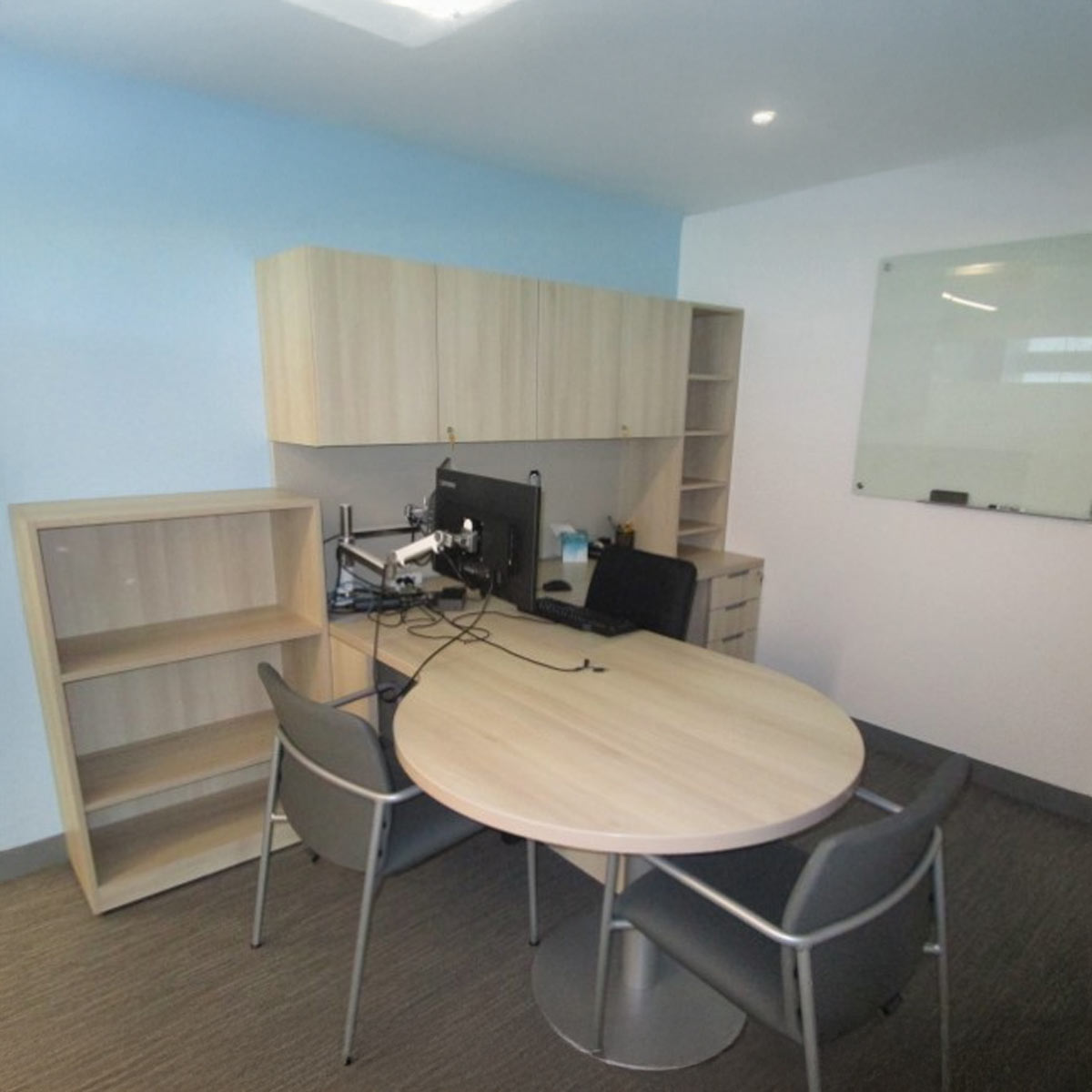 D12208 - Steelcase Desk Sets
