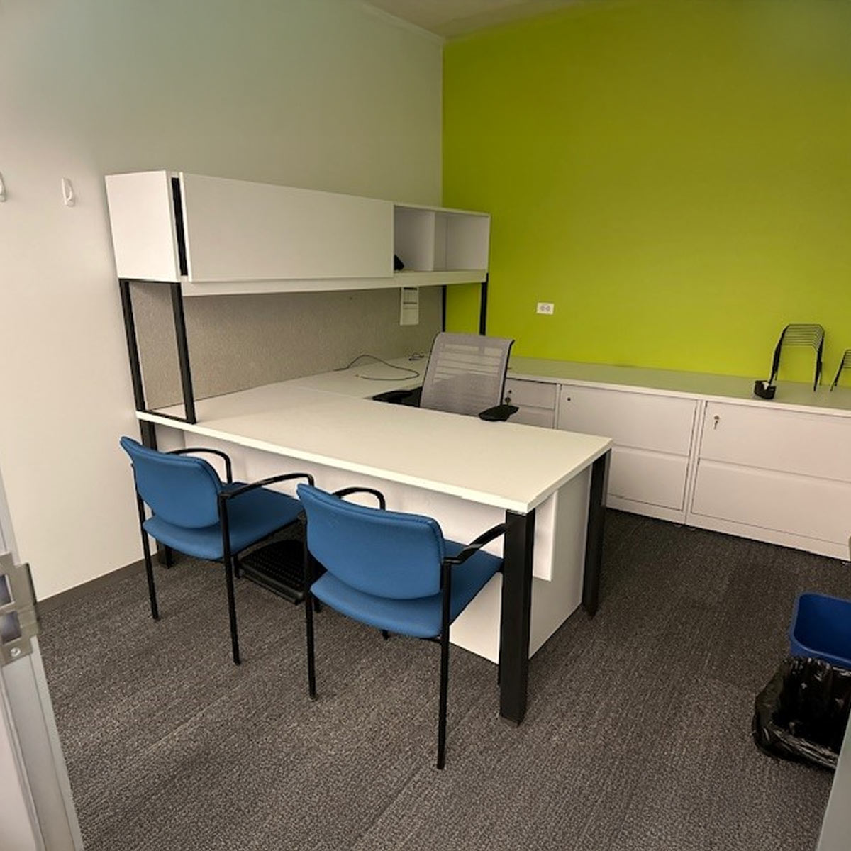 D12266 - Steelcase Private Offices