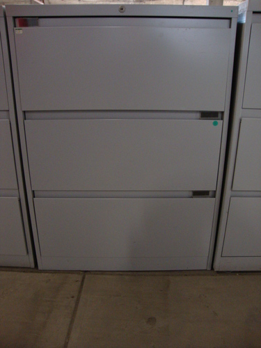 Steelcase 3 Drawer Filing Cabinet