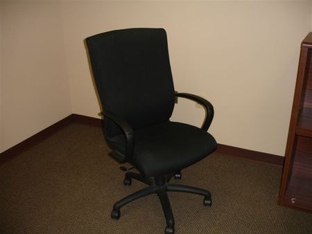 C3138 - Paolio Conference Chairs