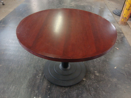 Round Meeting Table
