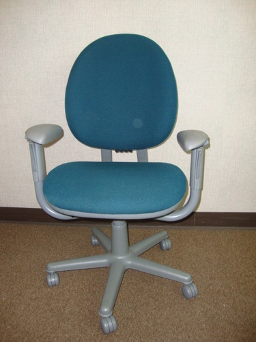C2047 - Steelcase Criterion Chairs