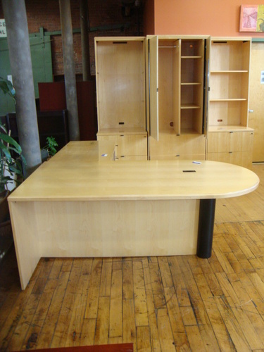 Gunlocke Desk Set