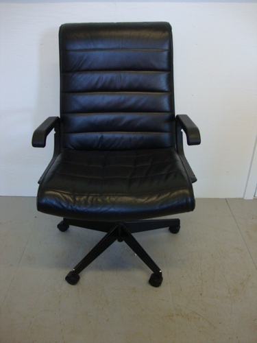 C2779 - Knoll Sapper Conference Chairs